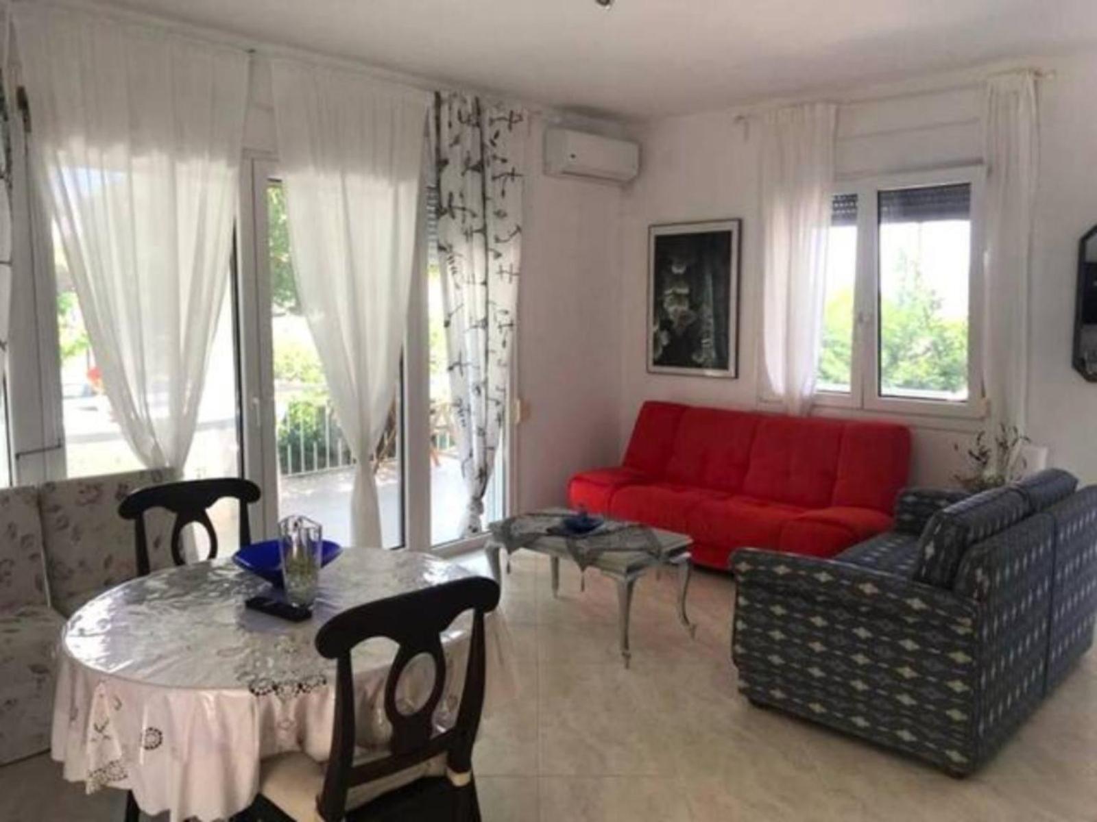 Villa Mary