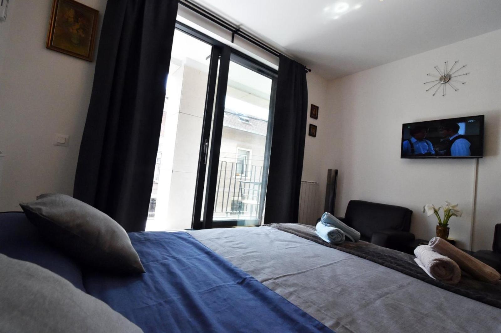 Tayson Square Dorcol New Location free garage view 4