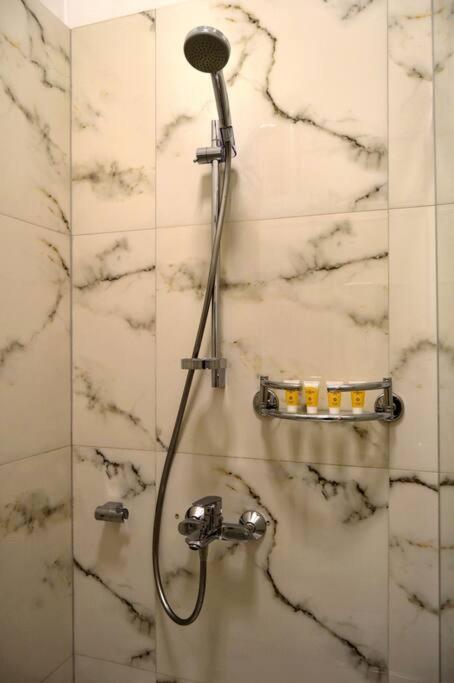 Spacious Old Town Family & Friends Peachy Two bedrooms Apartment, Nearby the Riga Presidential Castle