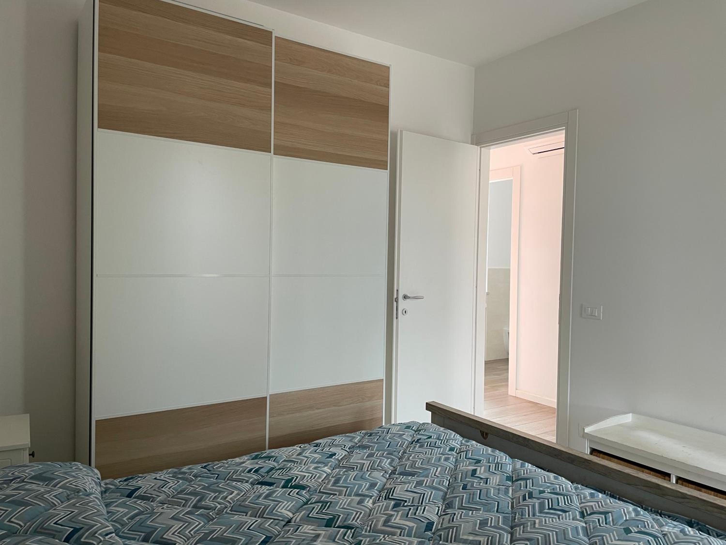 Bardolino Lake Apartments