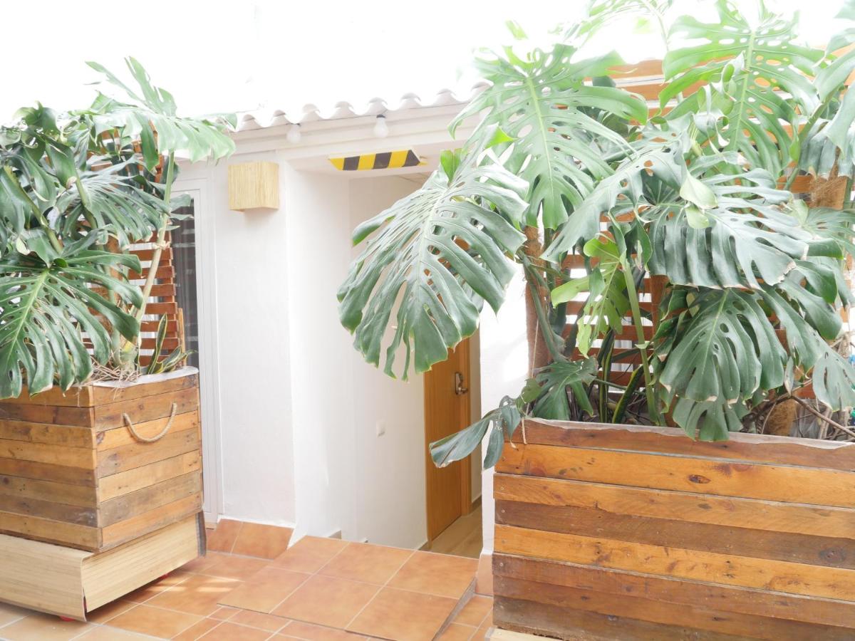 Nanit Rooms Ibiza Hostal