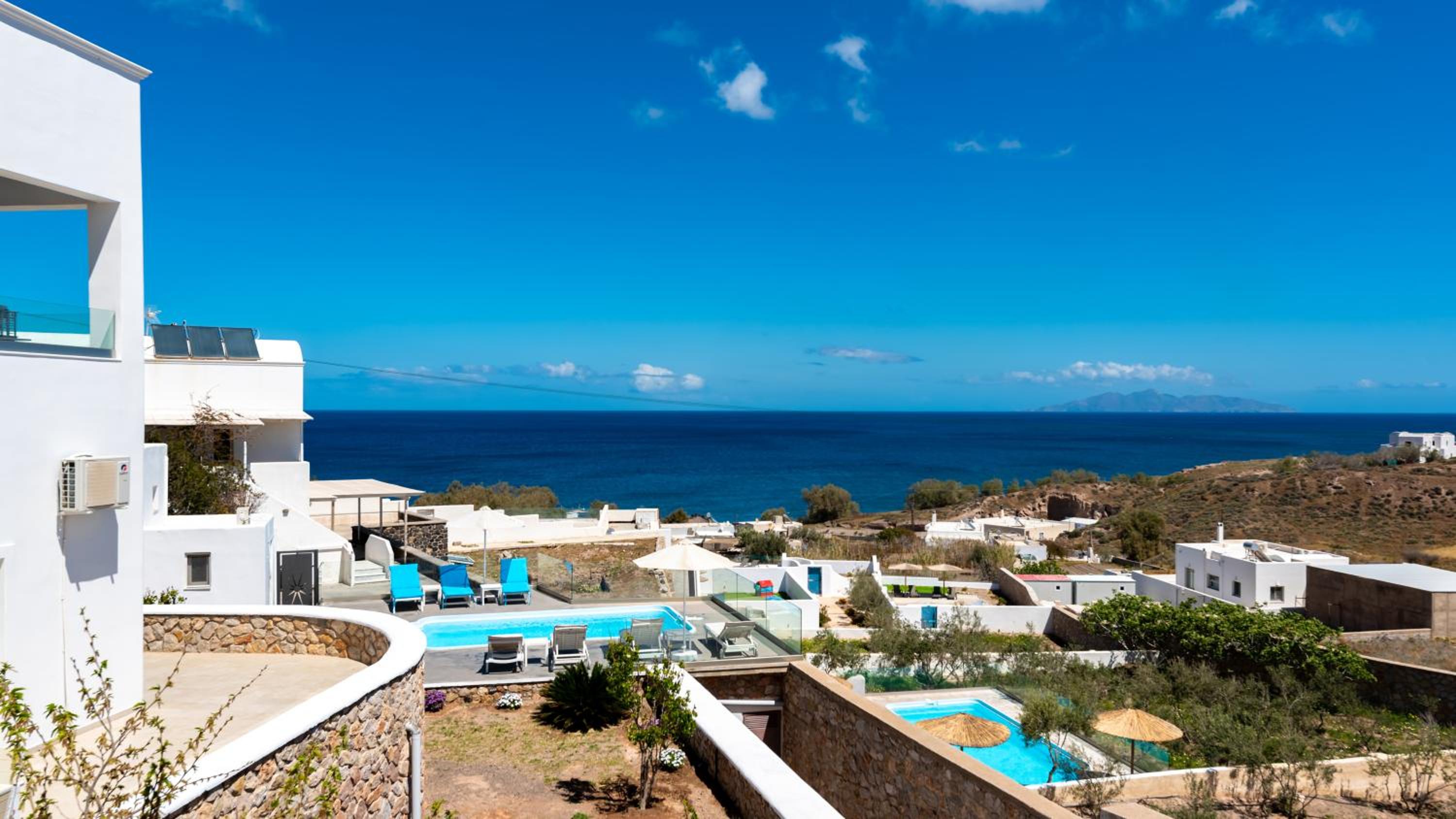 Queen of Santorini photo 4