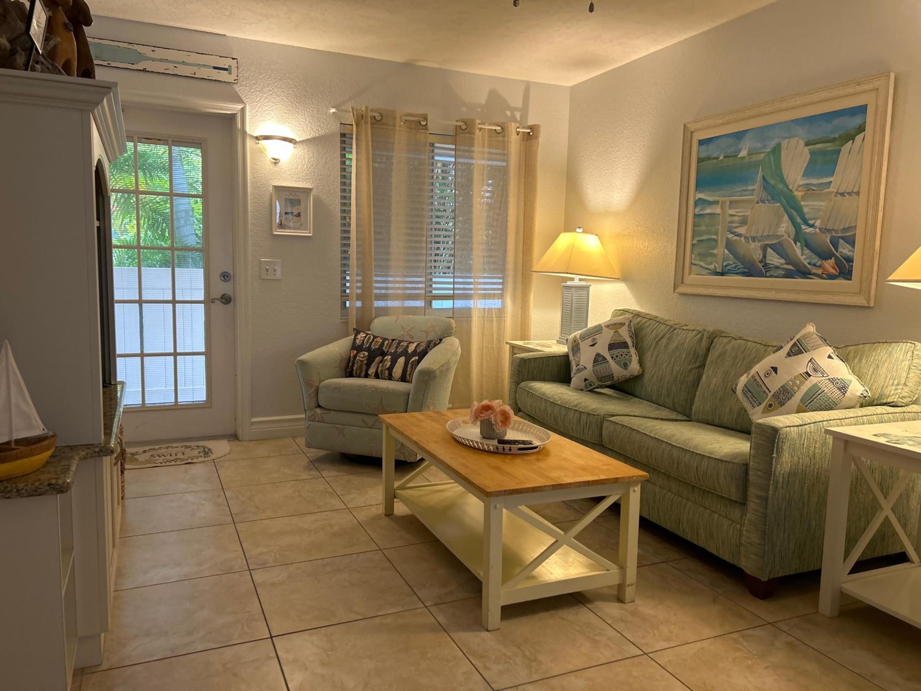 An Island Getaway at Palm Tree Villas