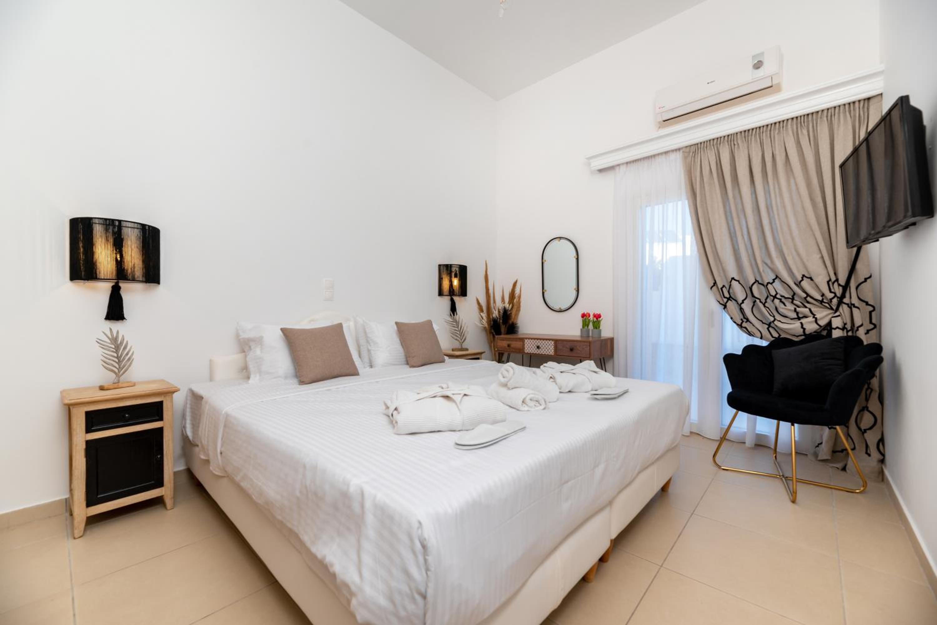 Queen of Santorini