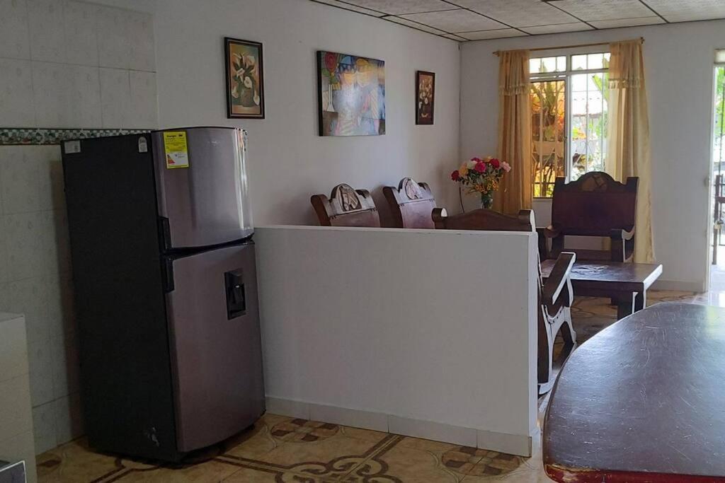 Hermosa casa familiar
