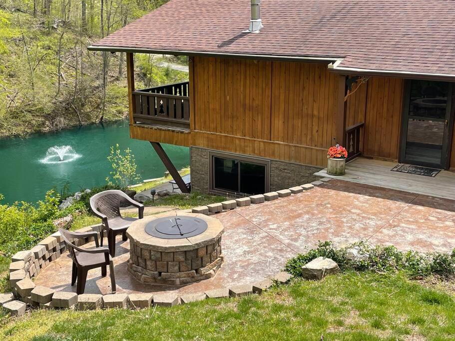 Timber Frame Country Retreat. view 2