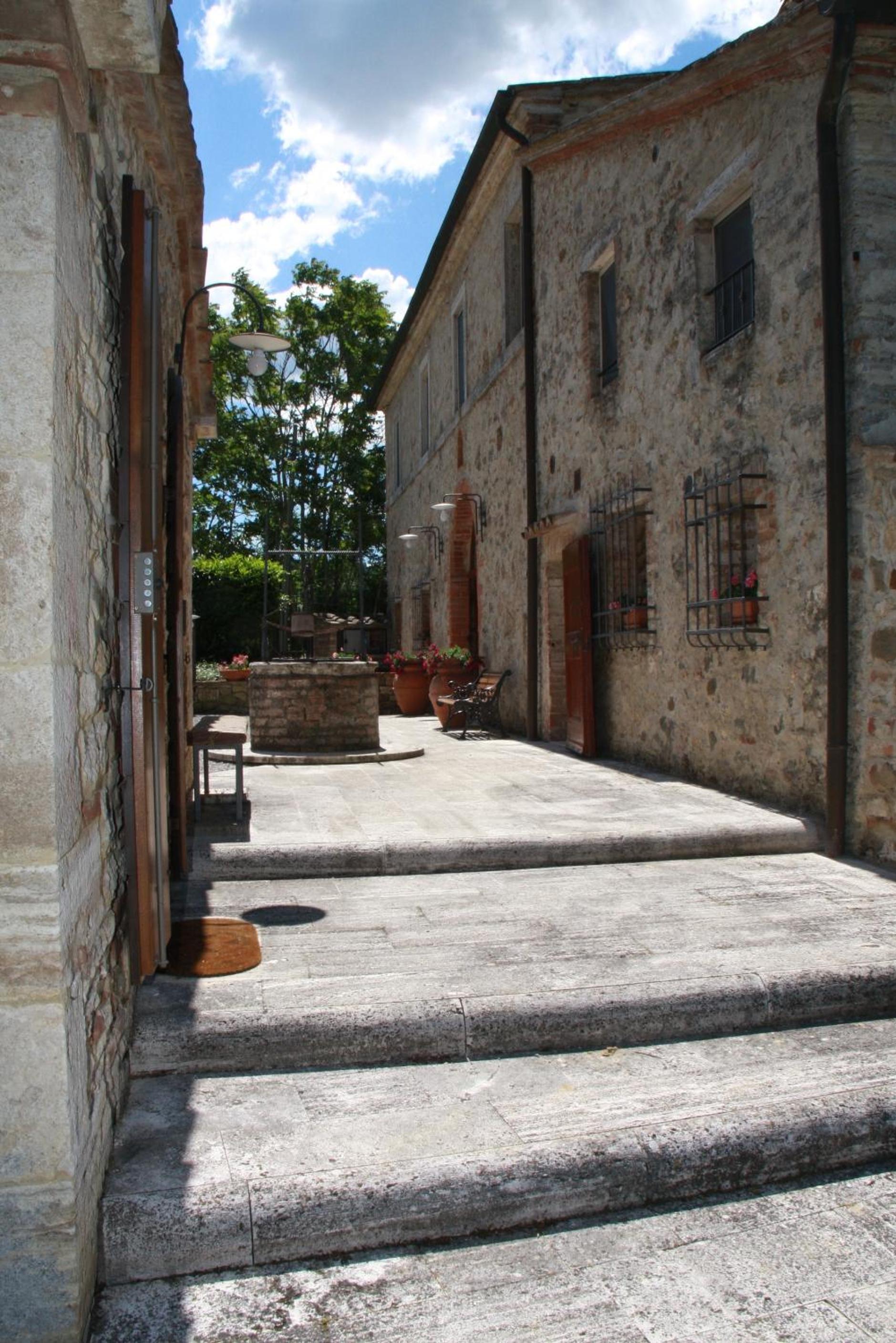 Podere La Chiusella B&B