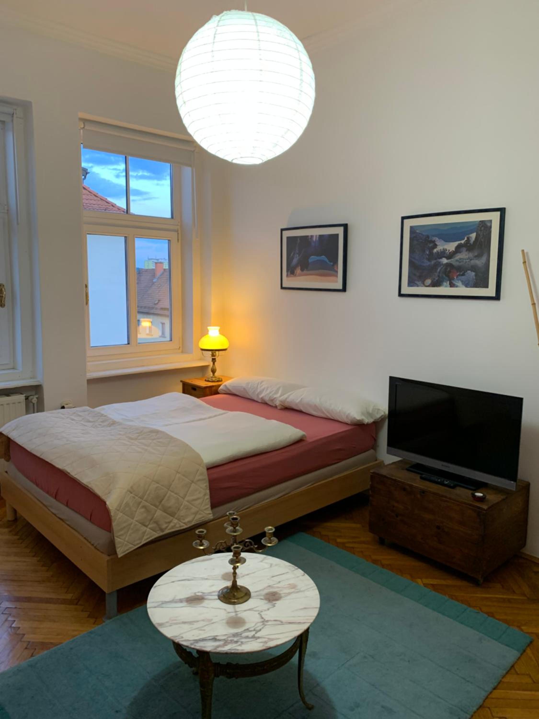 hotel room