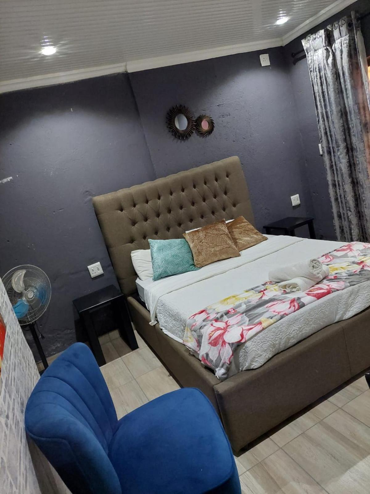 Nsuku Bed and Breakfast - Image 2