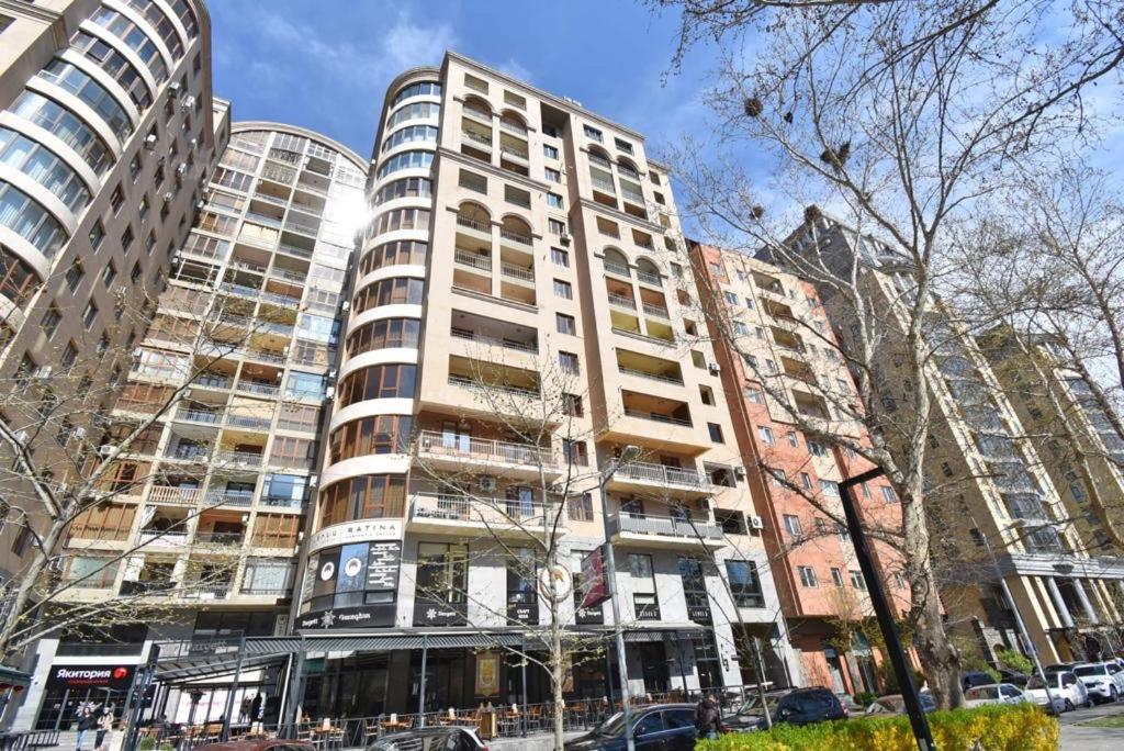 A 74 New building in the center of the capital