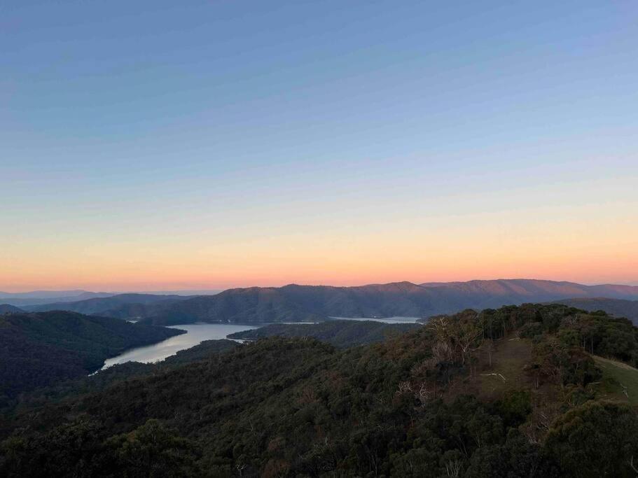 Cosy Eildon Getaway