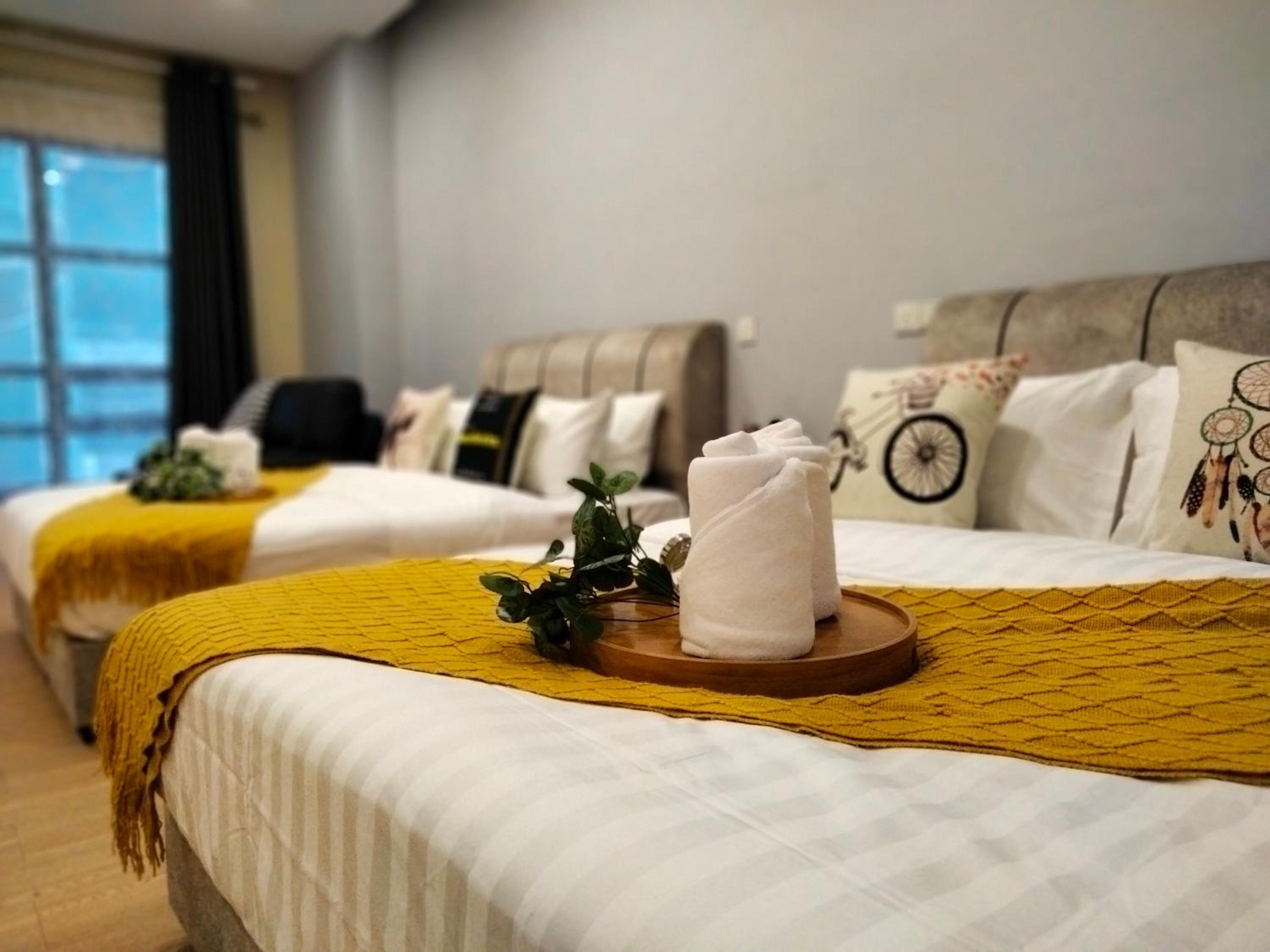 Bangsar Trade Center Studio 4pax I HomeBrickz