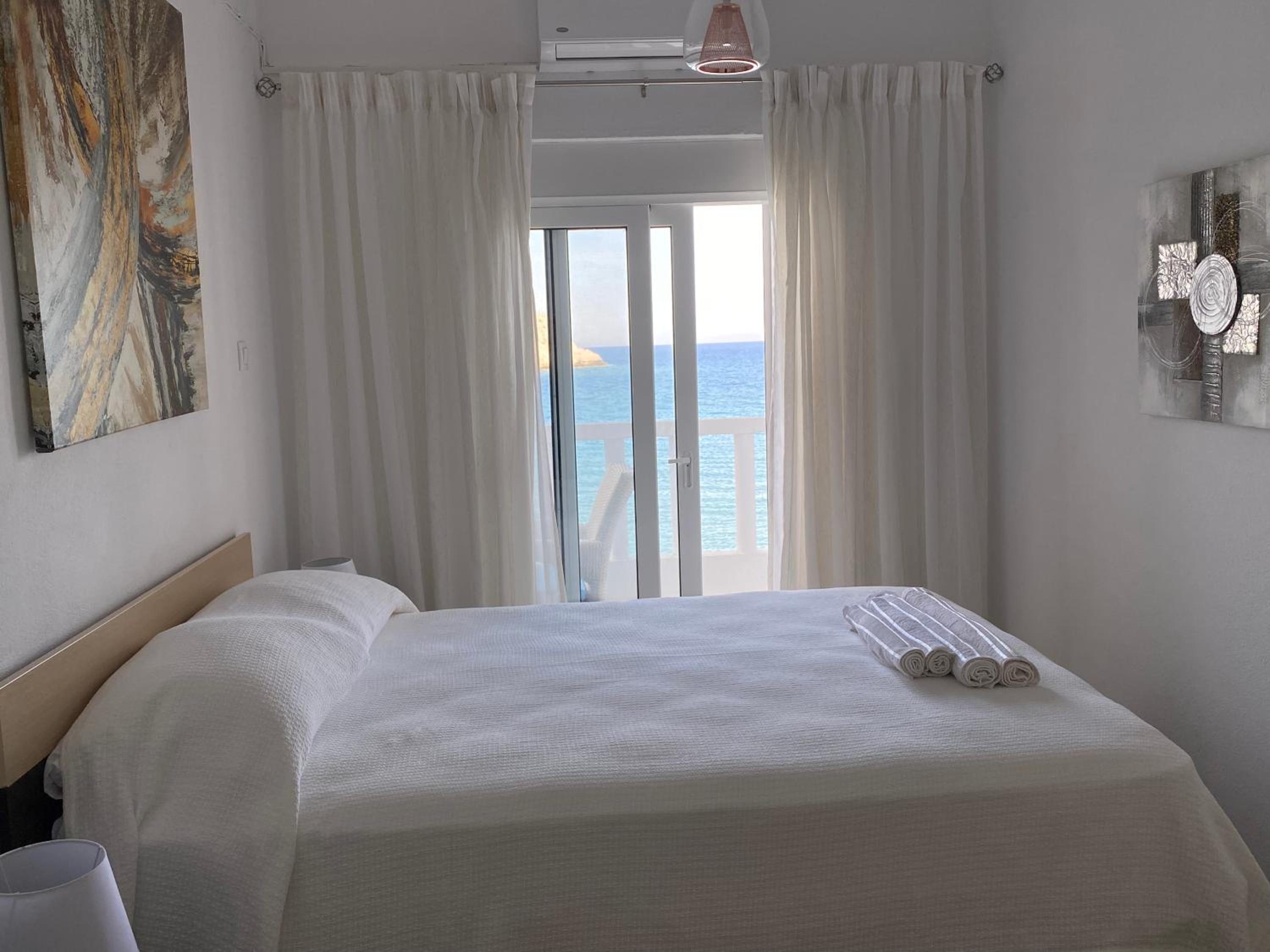 VILLA BLANCA