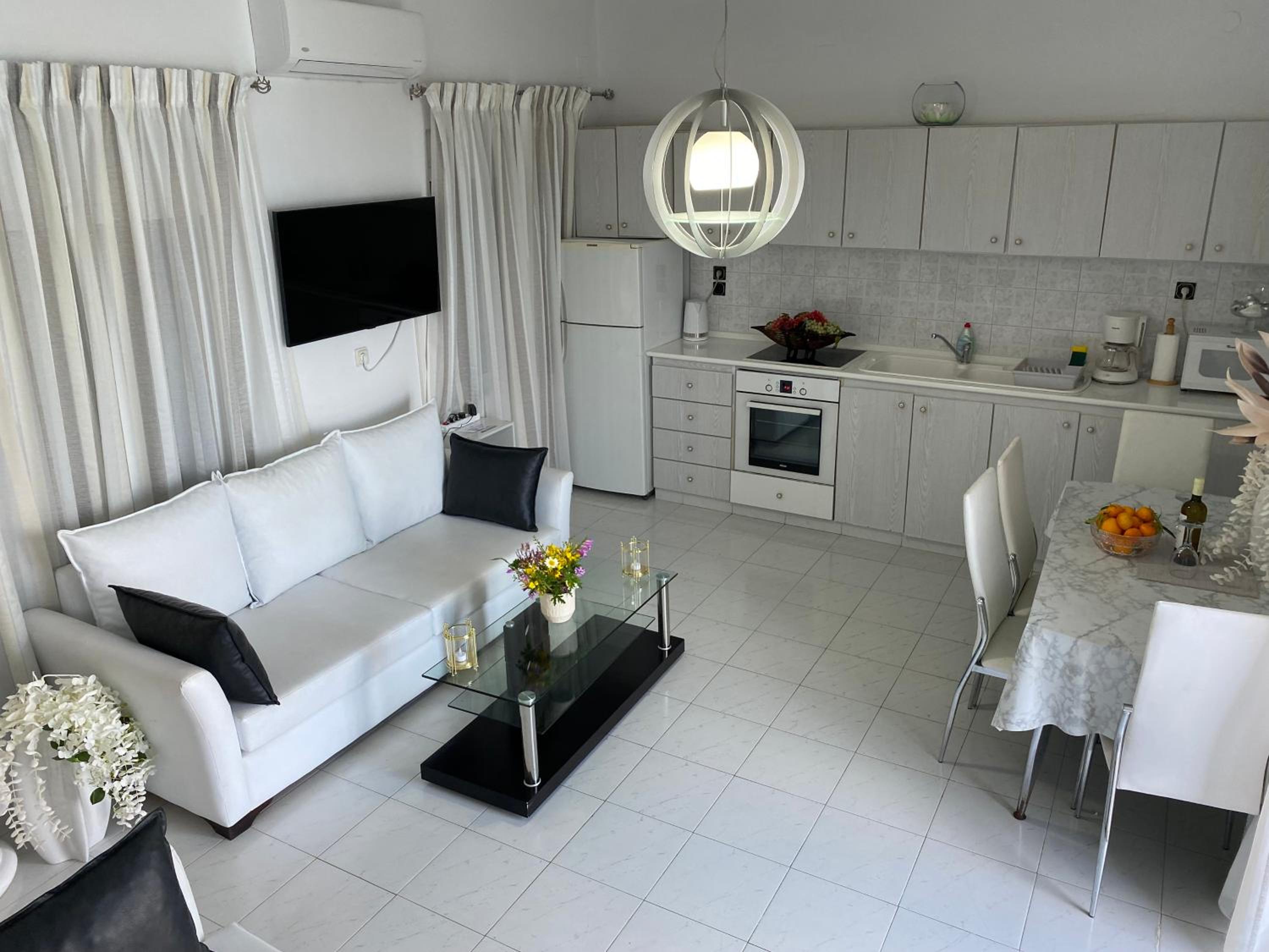 VILLA BLANCA