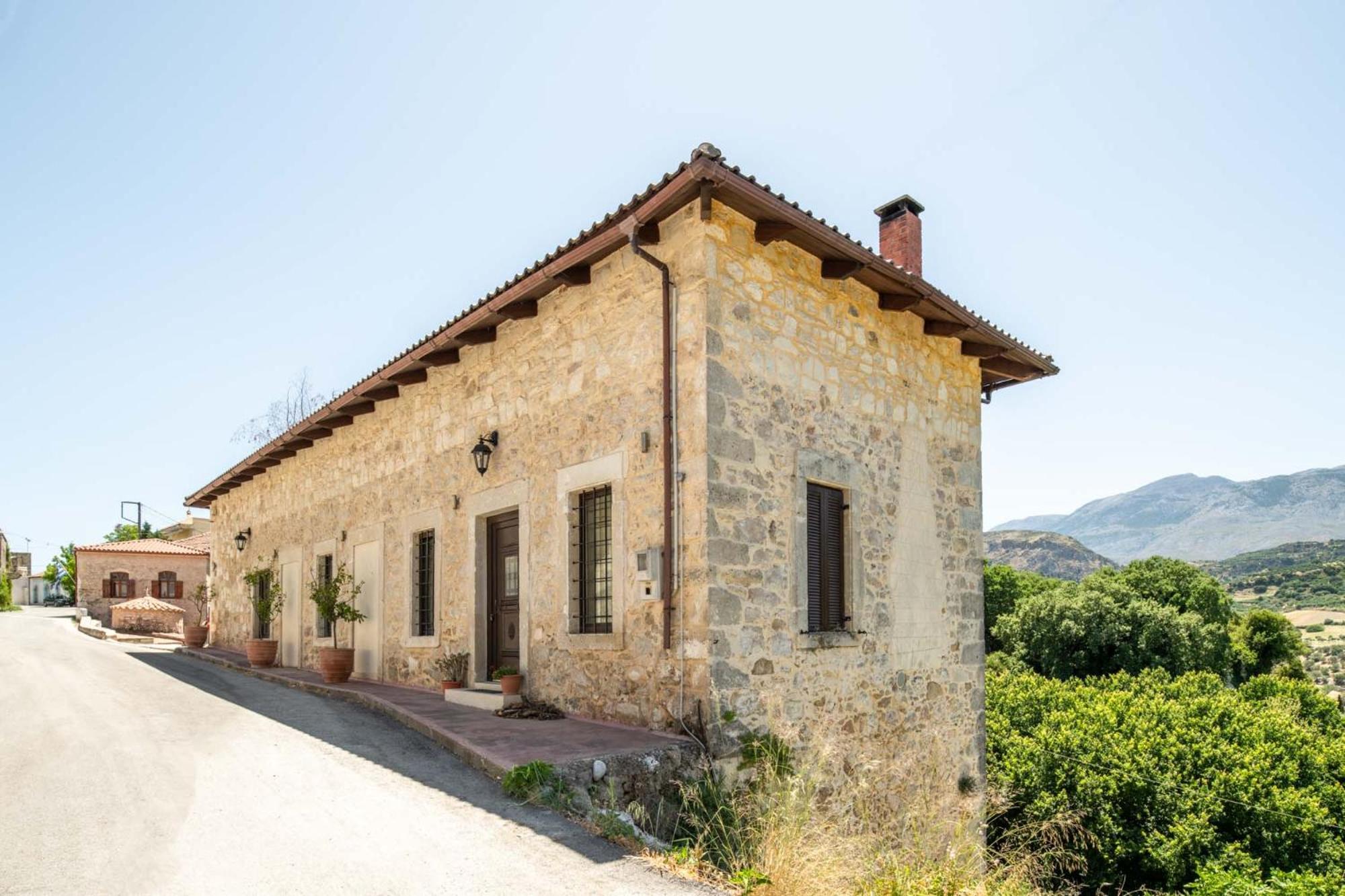 Villa Lambraki
