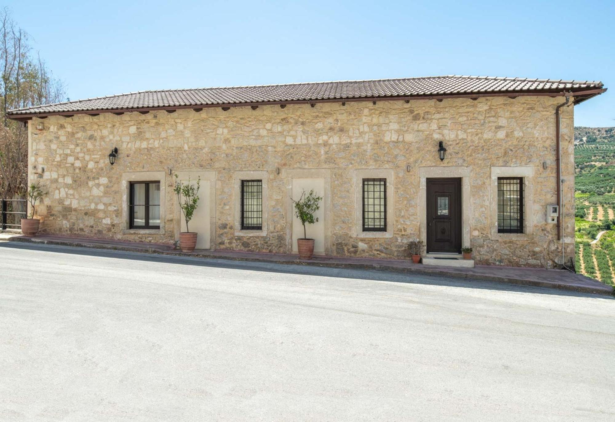 Villa Lambraki