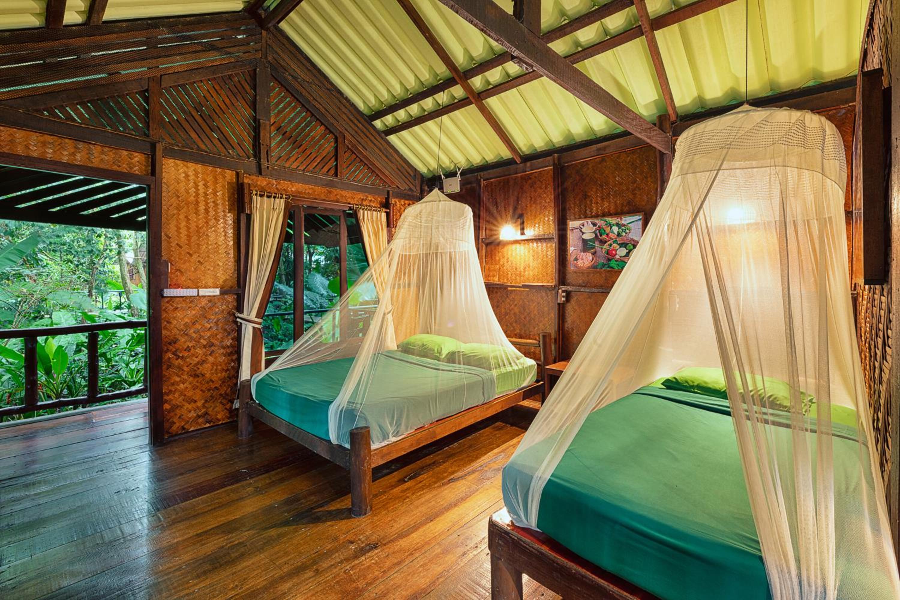 Khao Sok Riverside Cottages