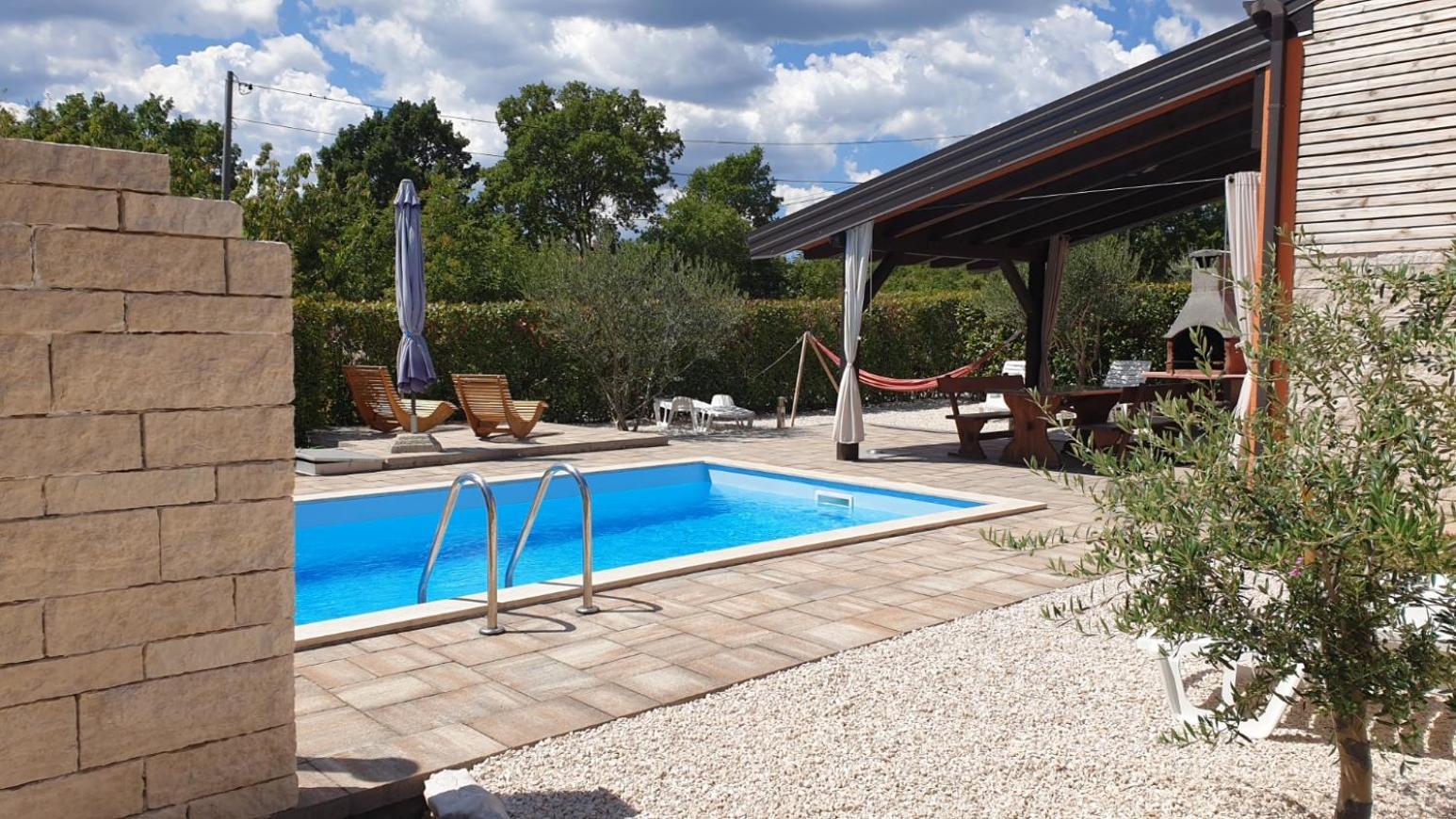 Photo 38
