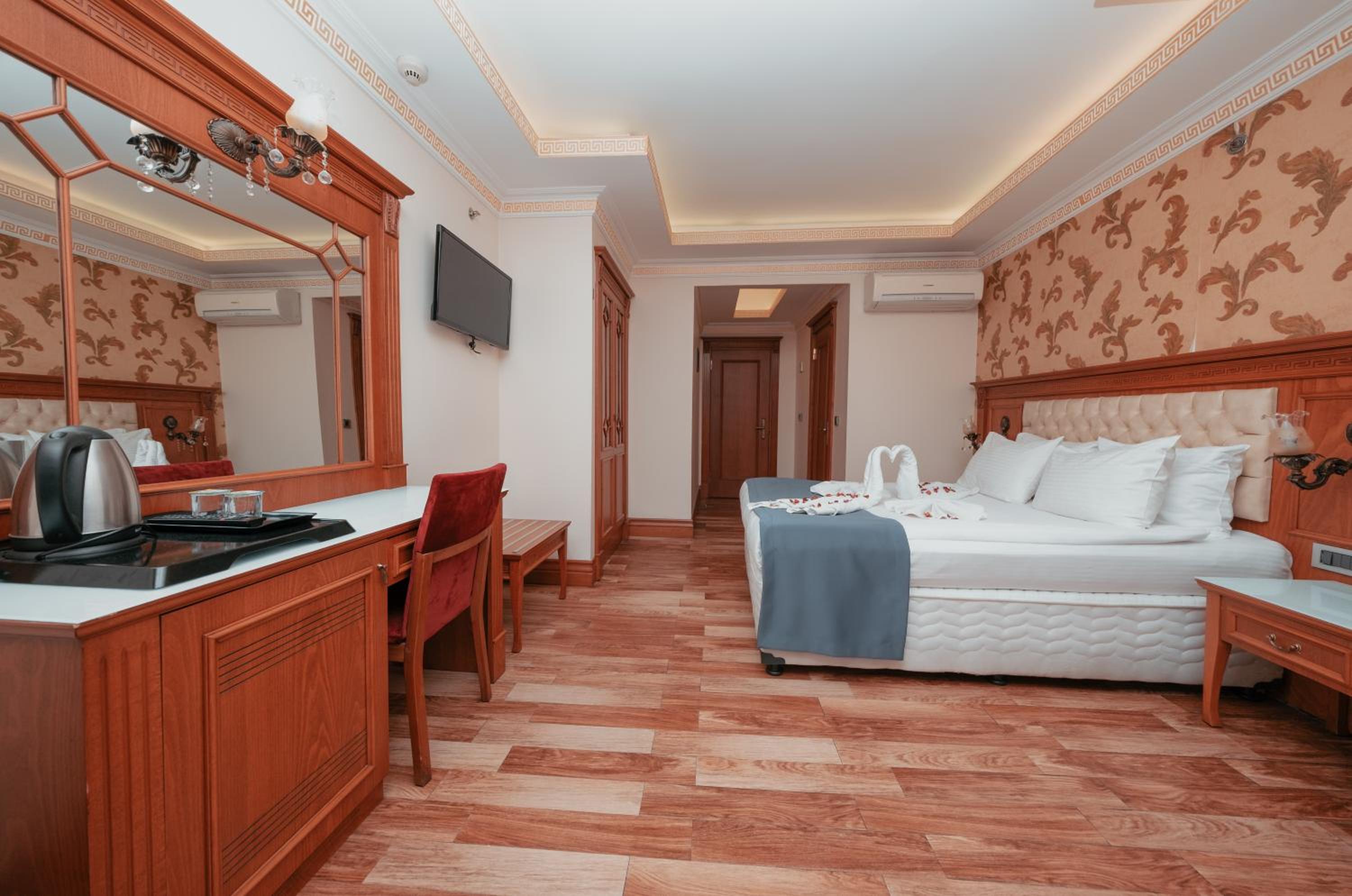 Lausos Palace Hotel Şişli - Image 33