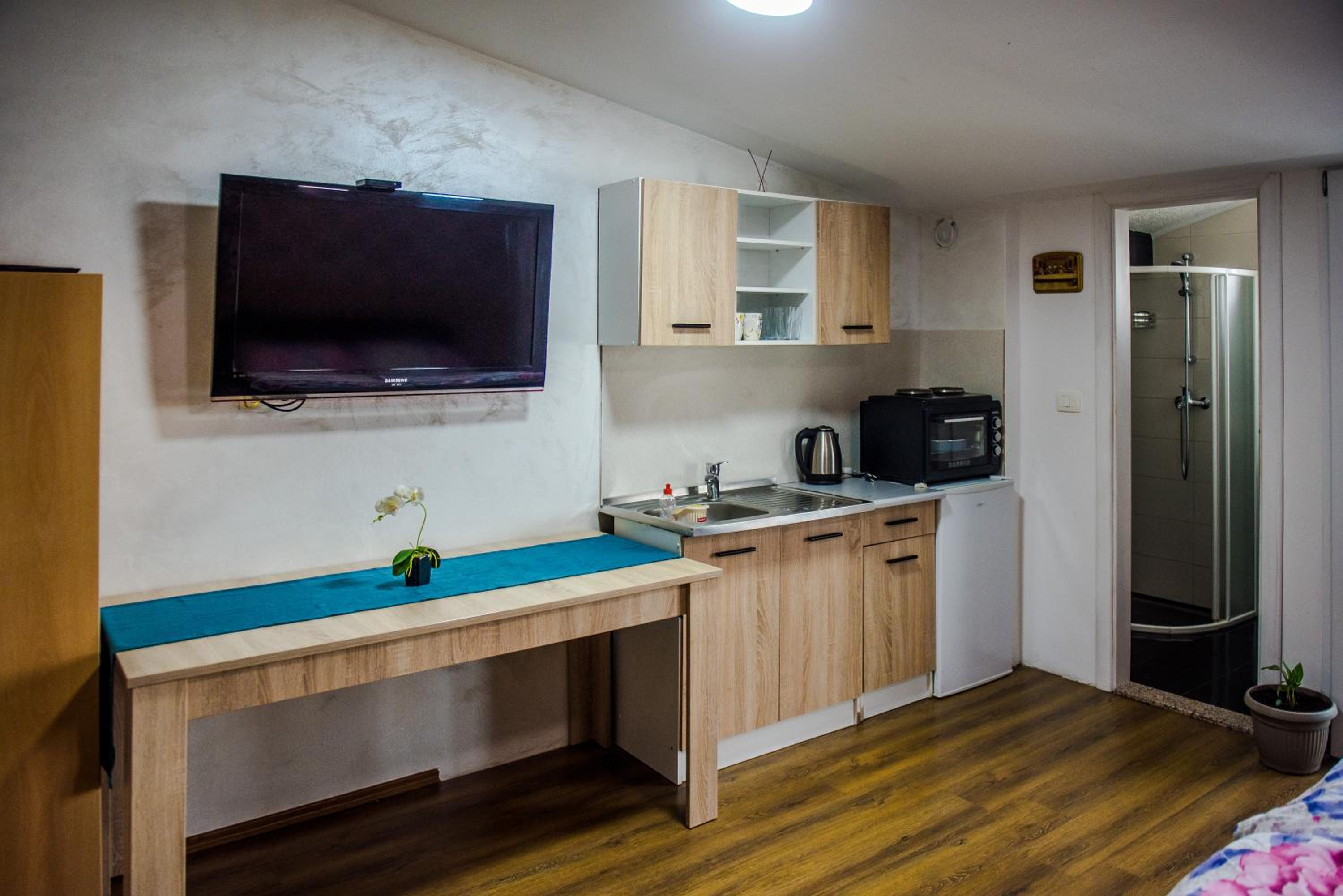 Apartments Joja