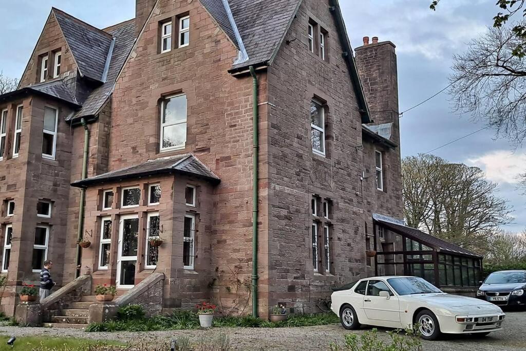 Hotel Etas Manor @ Brooklands