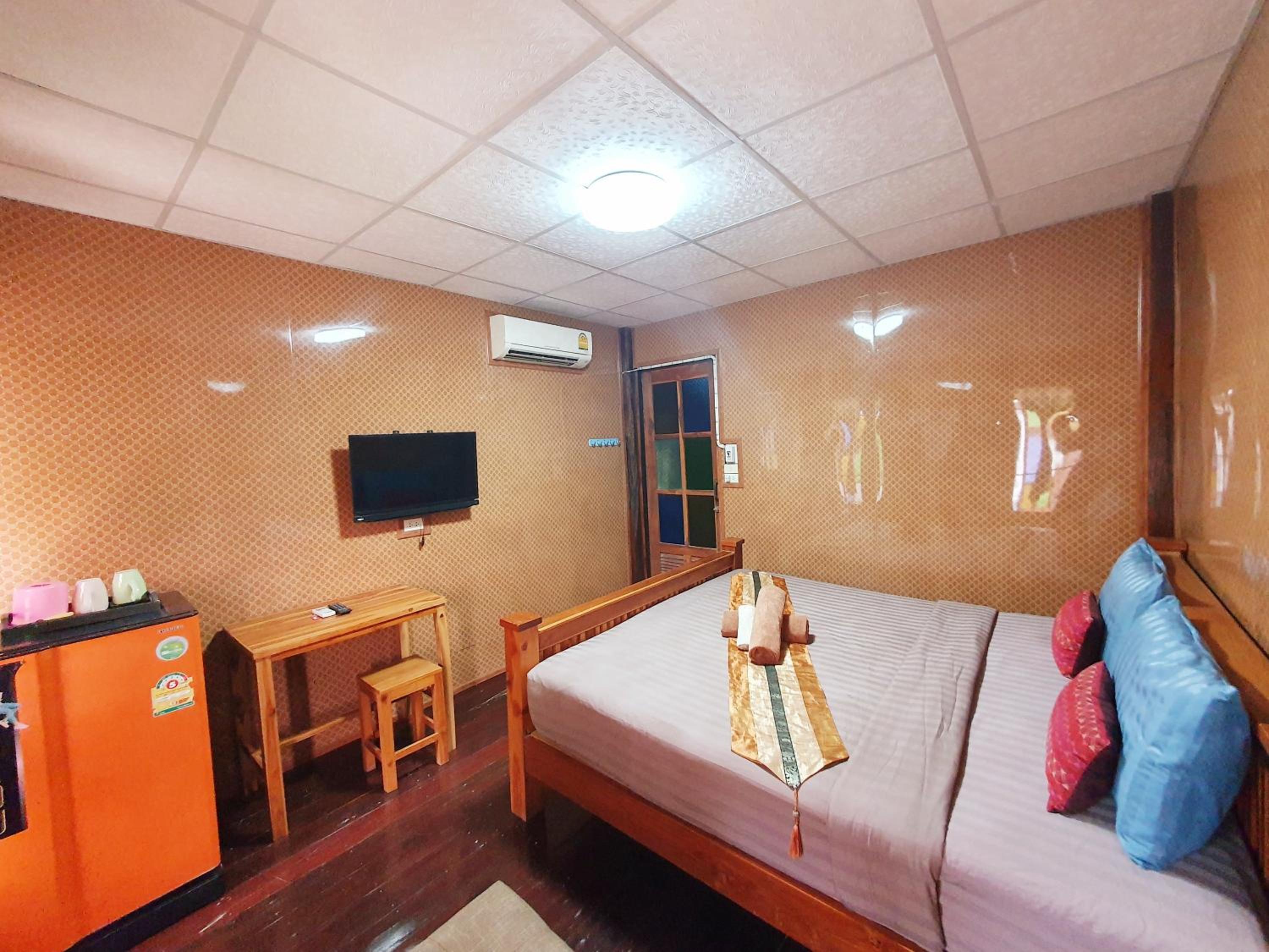 KTT Resort and Motorbike & Bicycle for rents Sukhothai
