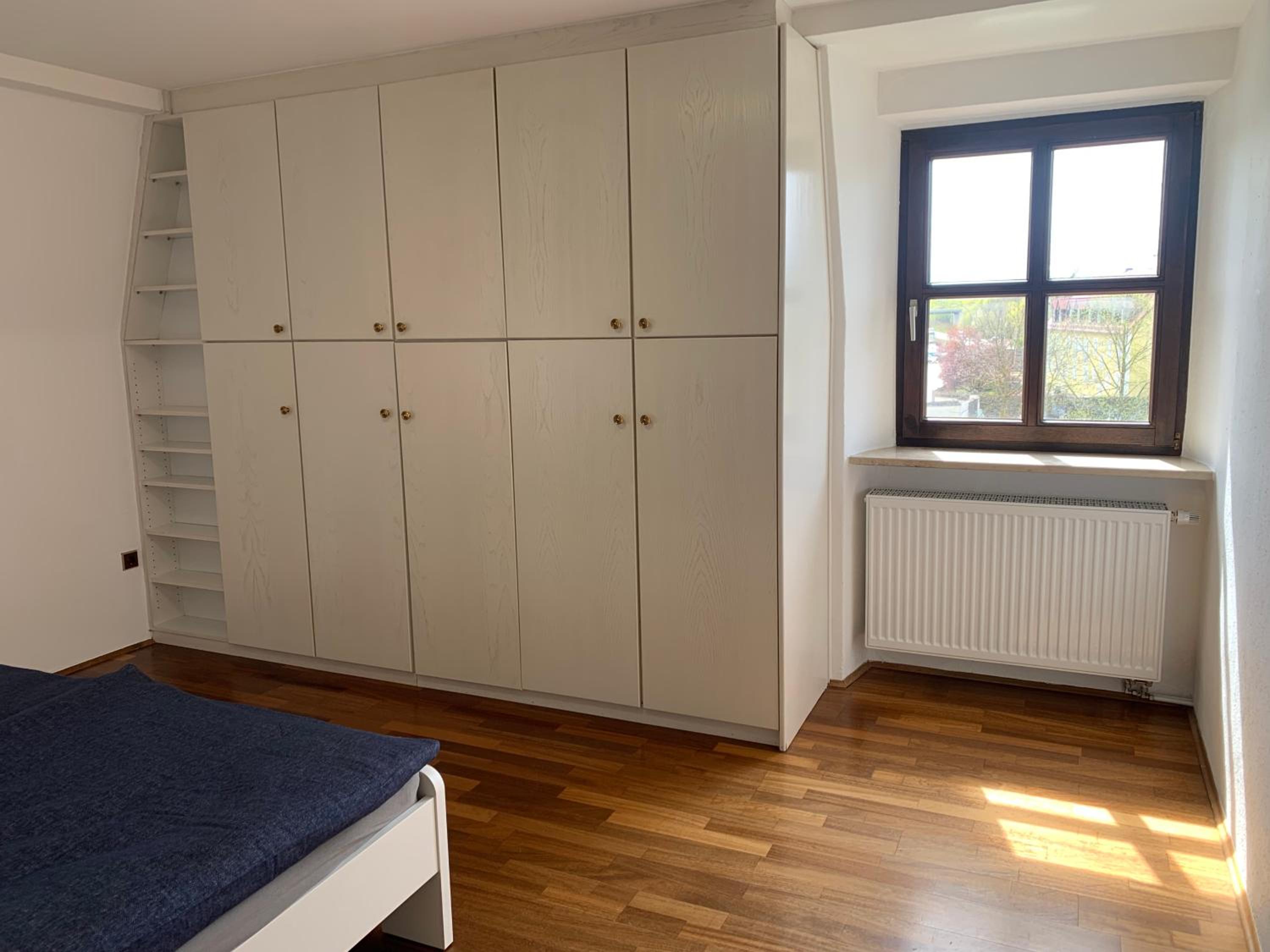 Villa mit Pool und Grillplatz in Regensburg