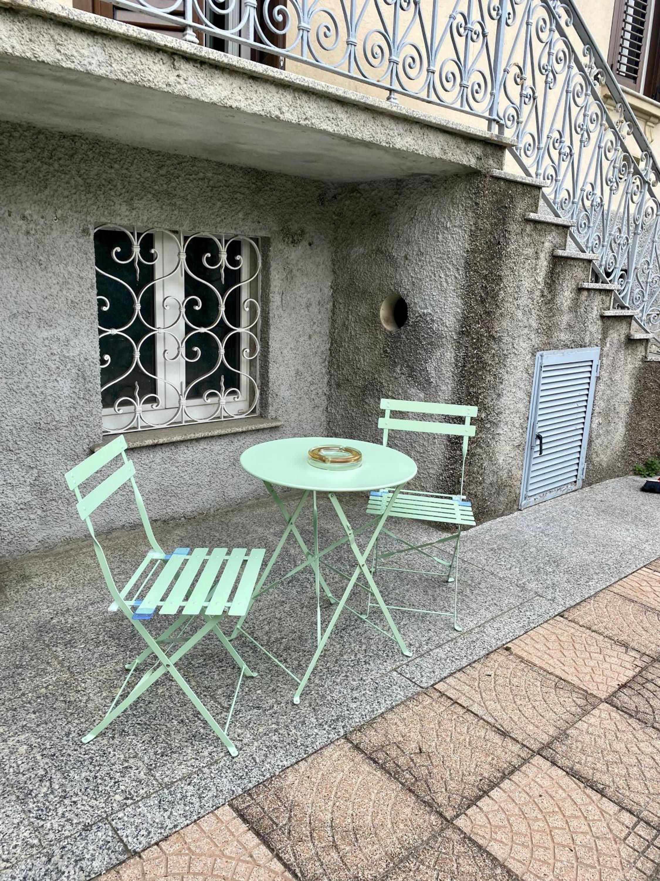Lora Como Apartment, free private parking photo 2