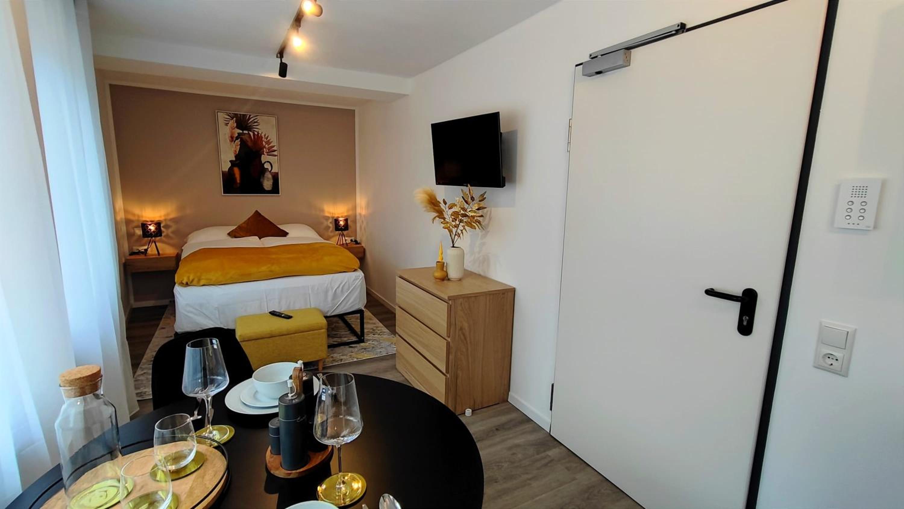 ELApart by Homely Stay - Moderne Apartments direkt im Stadtzentrum mit Self-Check-in