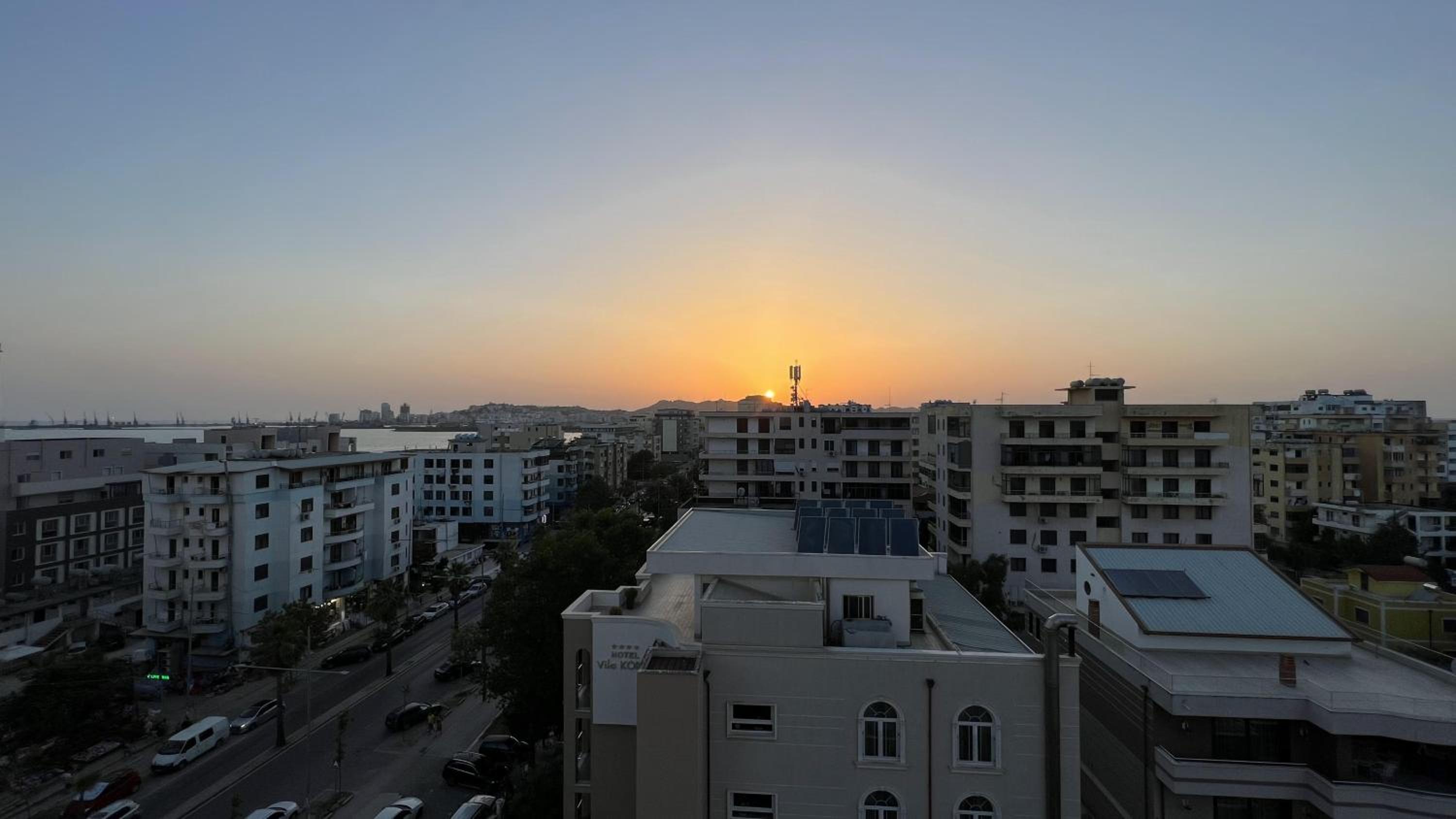 Lirin Apartment
