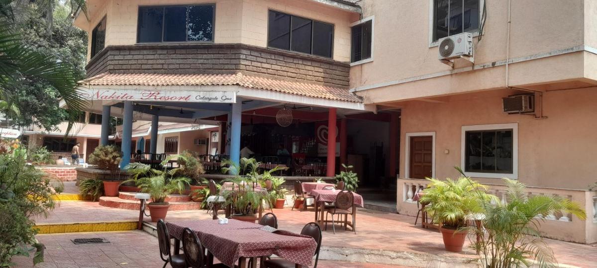 restaurant