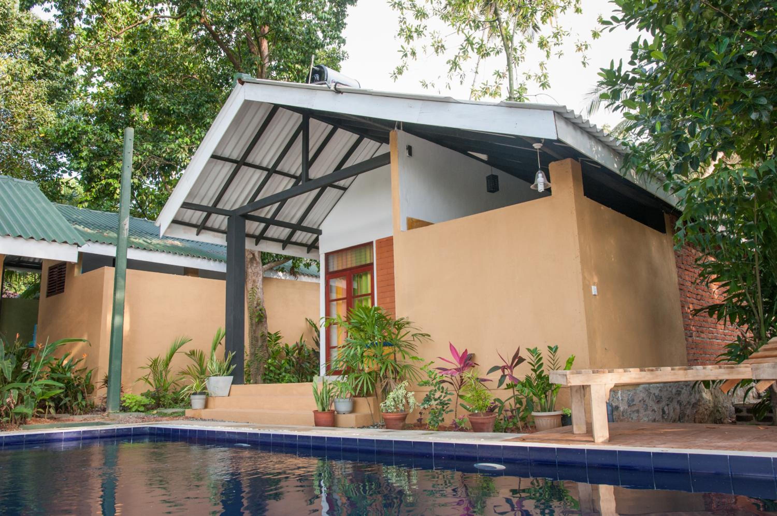 Randoni Villa