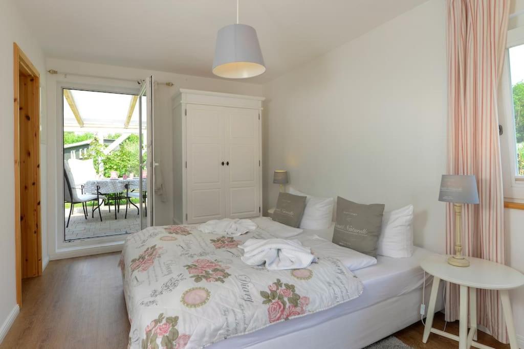Ferienbungalow Buhne mit Kamin in Boltenhagen