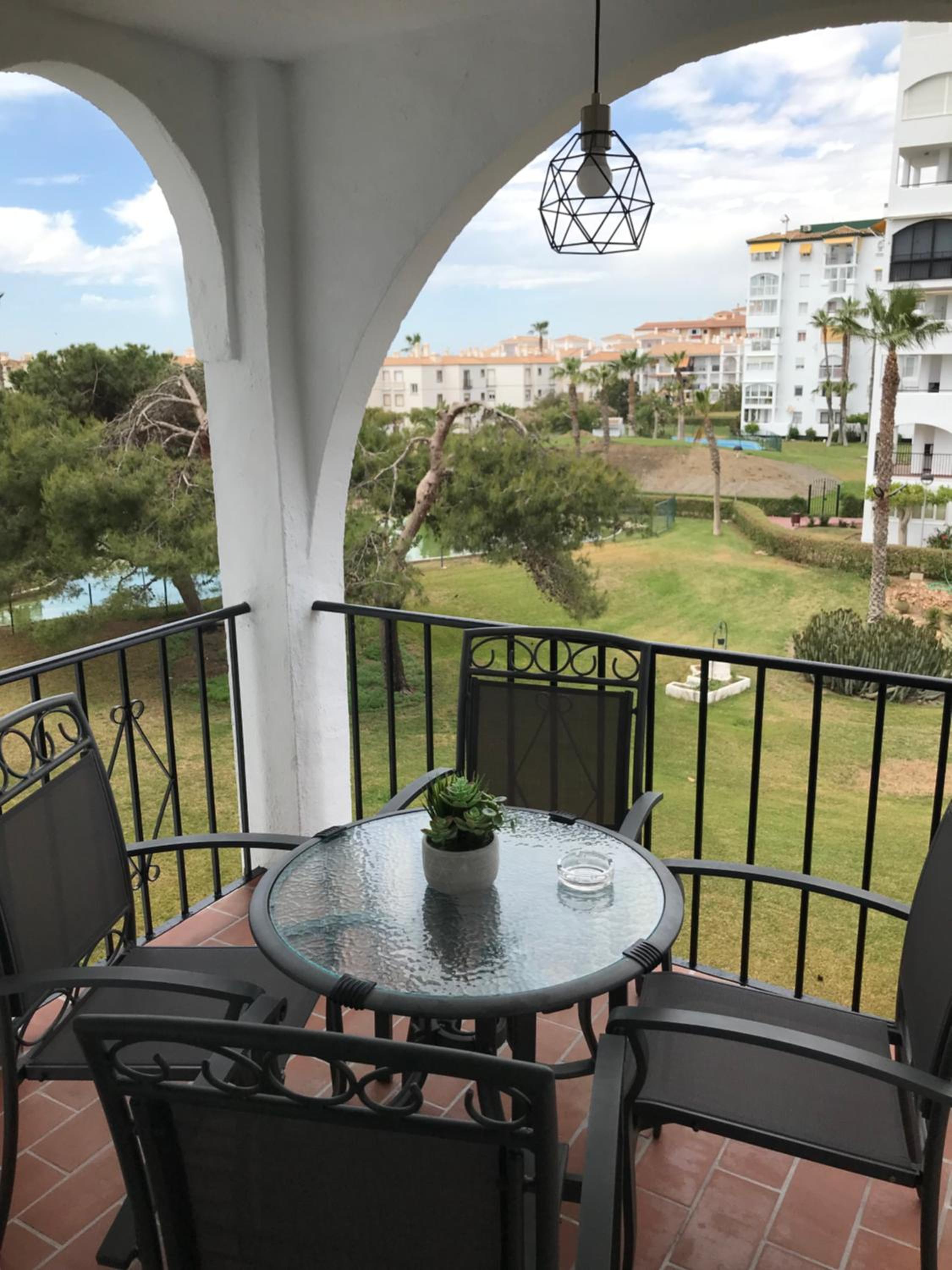 Apartamentos Laguna Beach 2