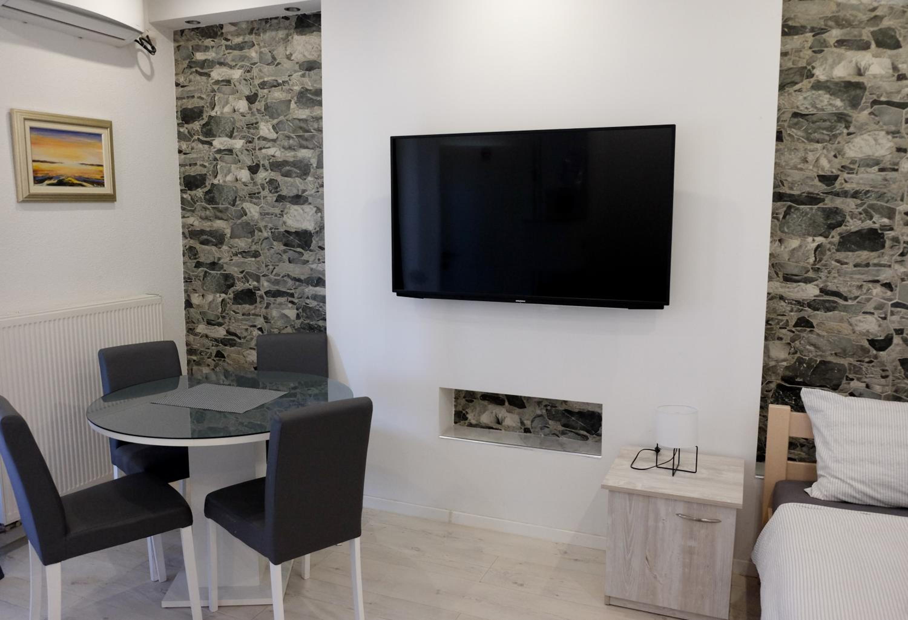 STUDIO APARTMANI RO-MA view 3