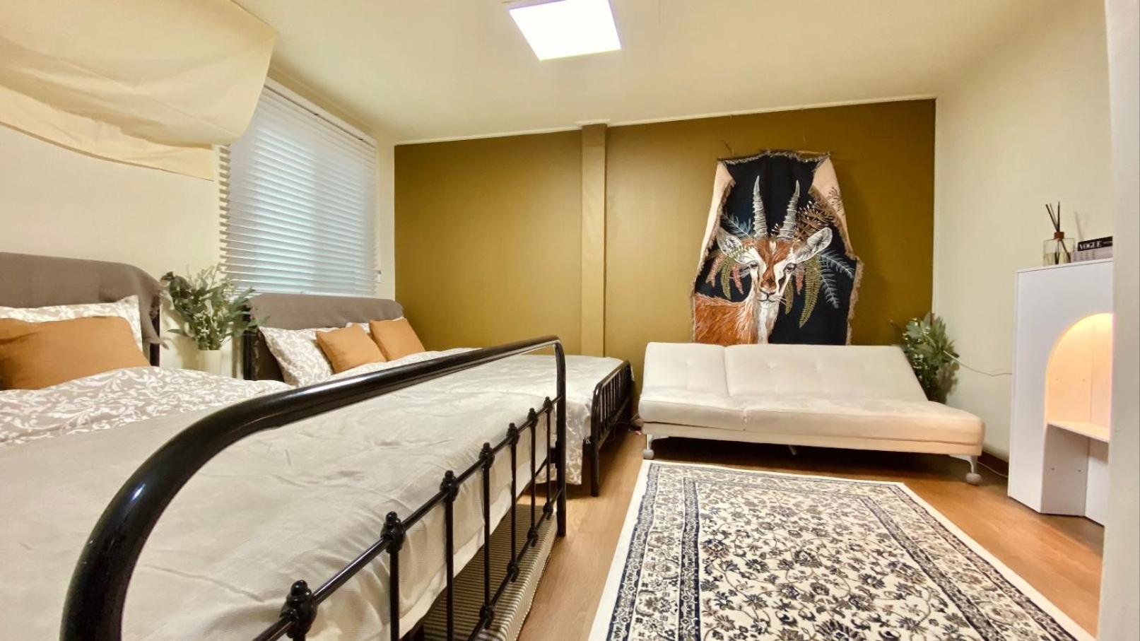 hotel room