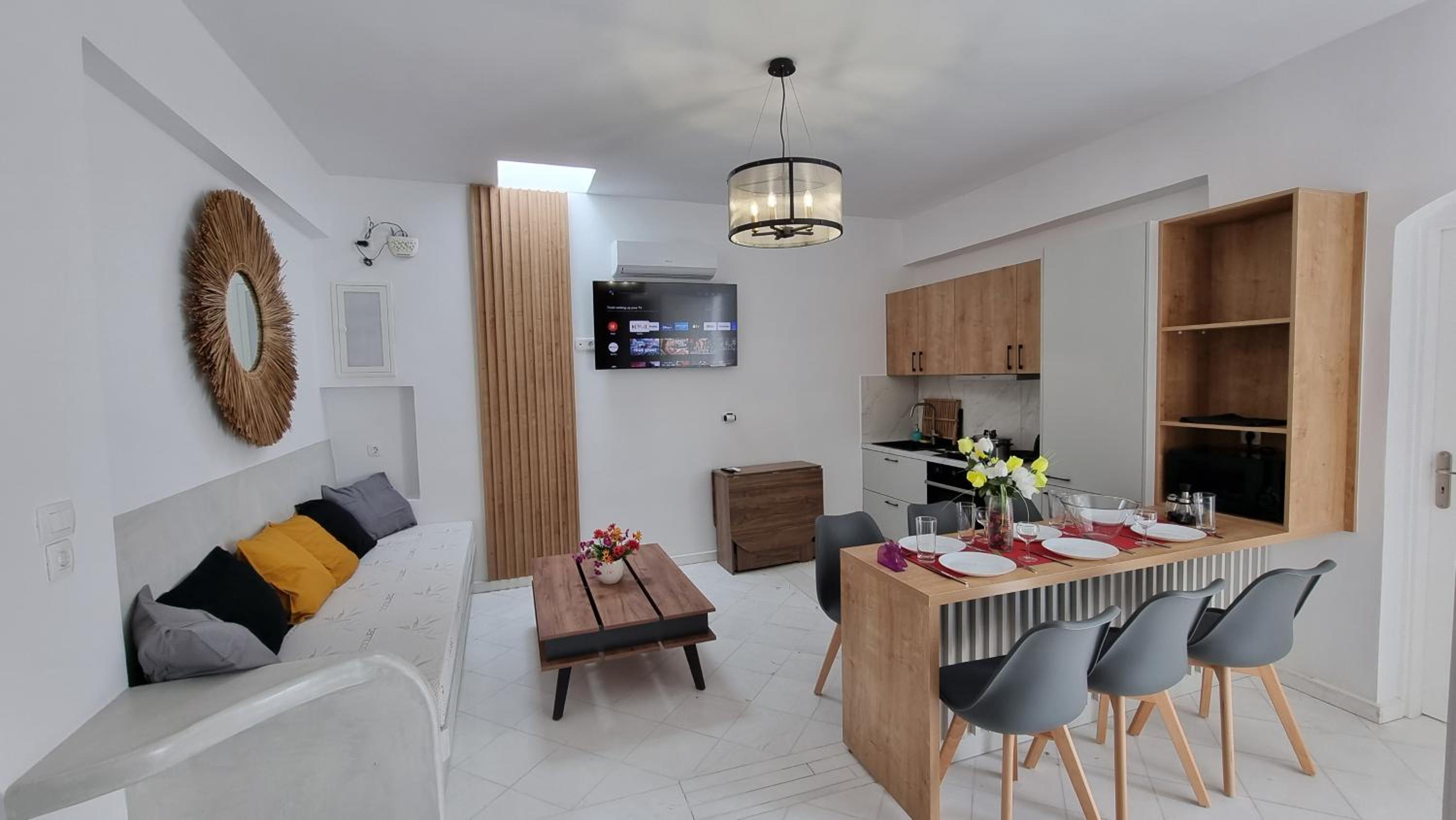 3 Bedroom House included car rental-Heated Jacuzzi photo 4