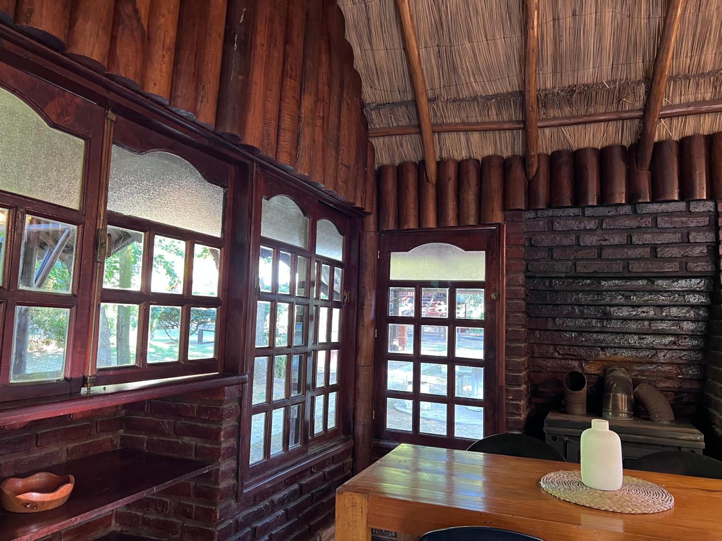 Los Plátanos cabañas & suites