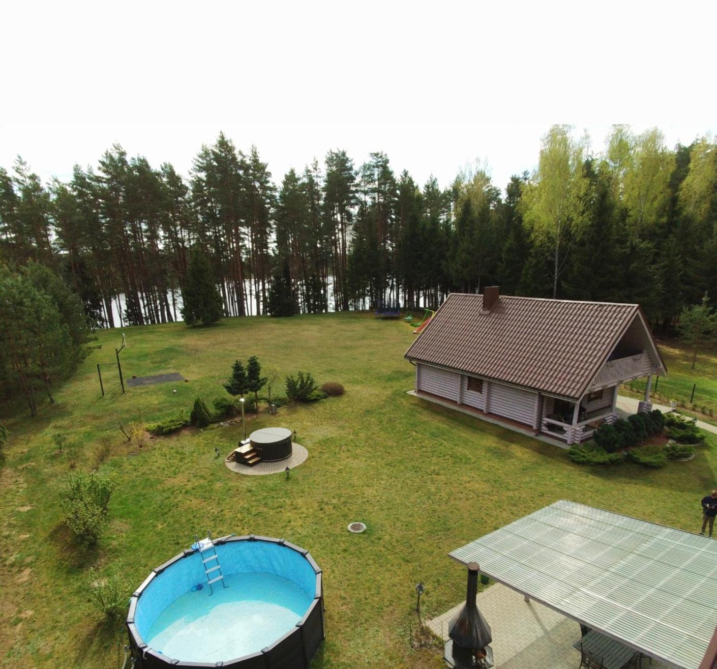 Photo 42