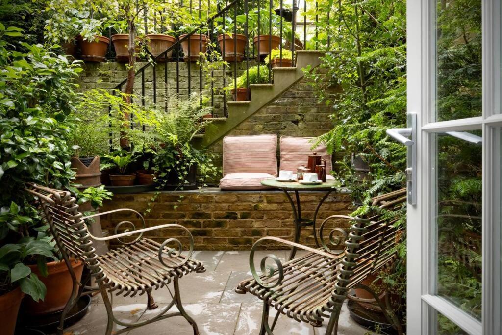 Kings Cross, self-contained house & private garden