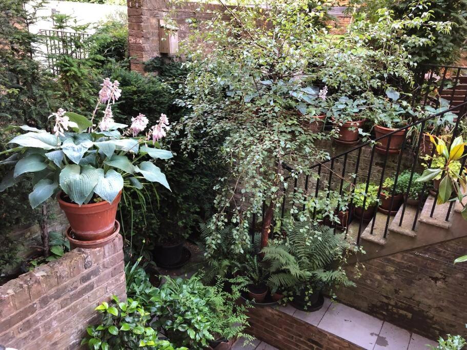 Kings Cross, self-contained house & private garden
