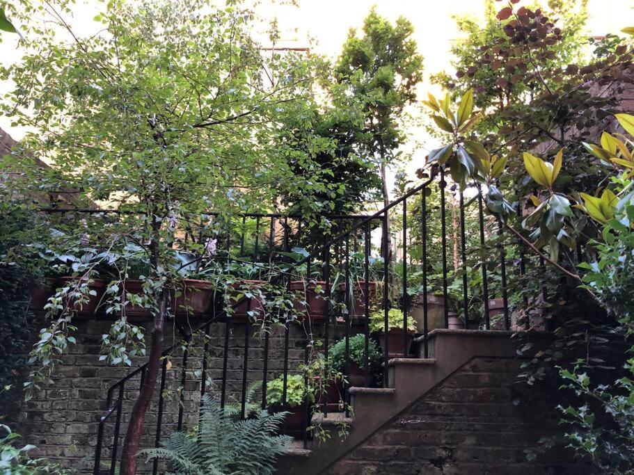 Kings Cross, self-contained house & private garden