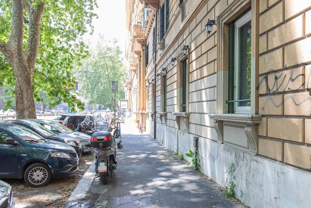 Spanish Steps Hills Apartment -TopCollection