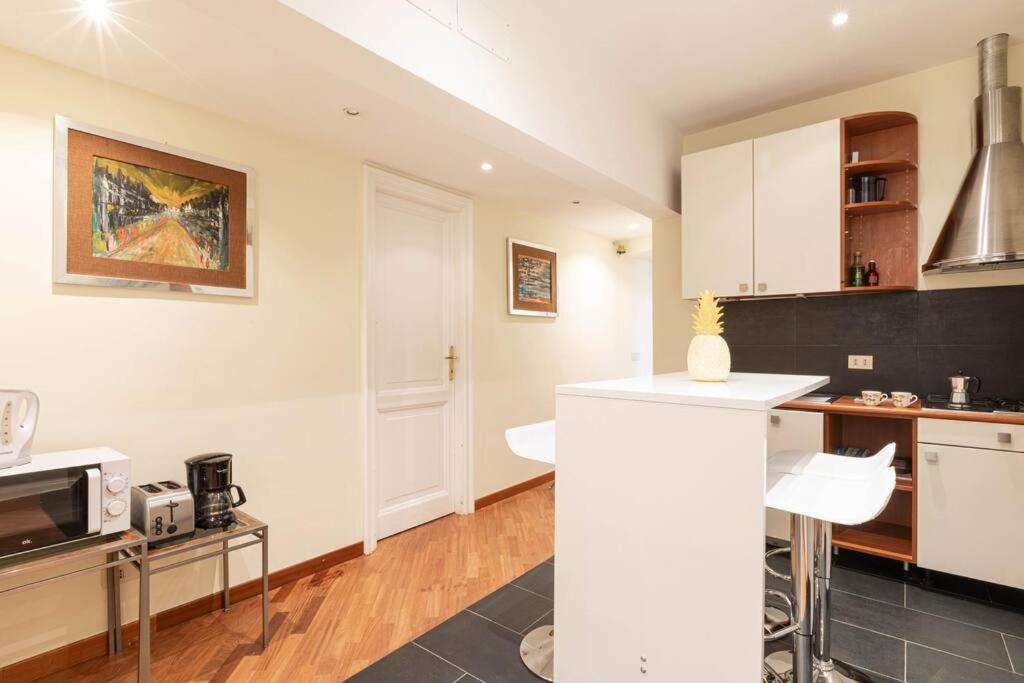 Spanish Steps Hills Apartment -TopCollection