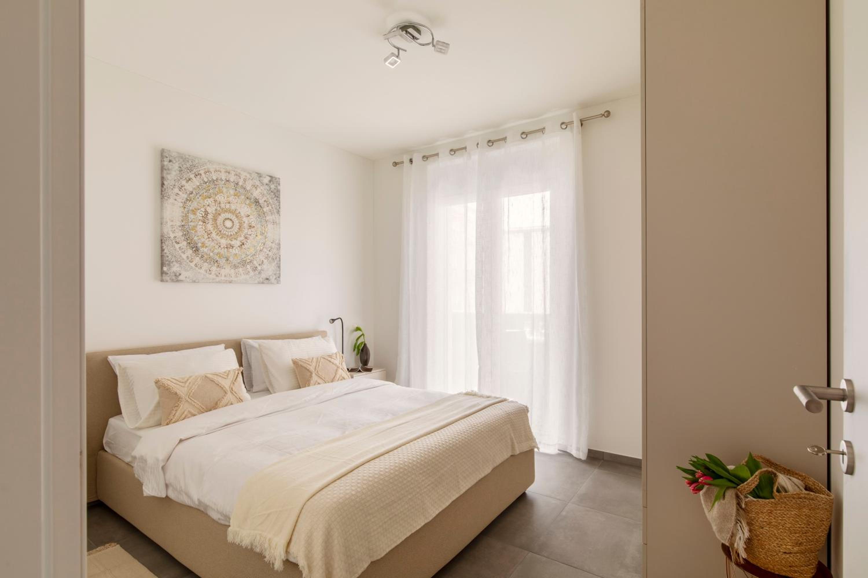 Lugano Superior Suites - Free Parking