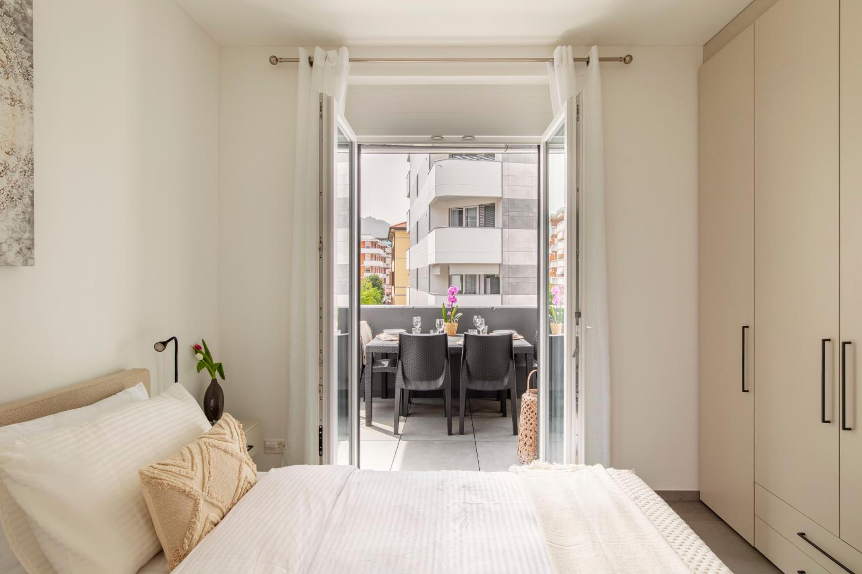 Lugano Superior Suites - Free Parking