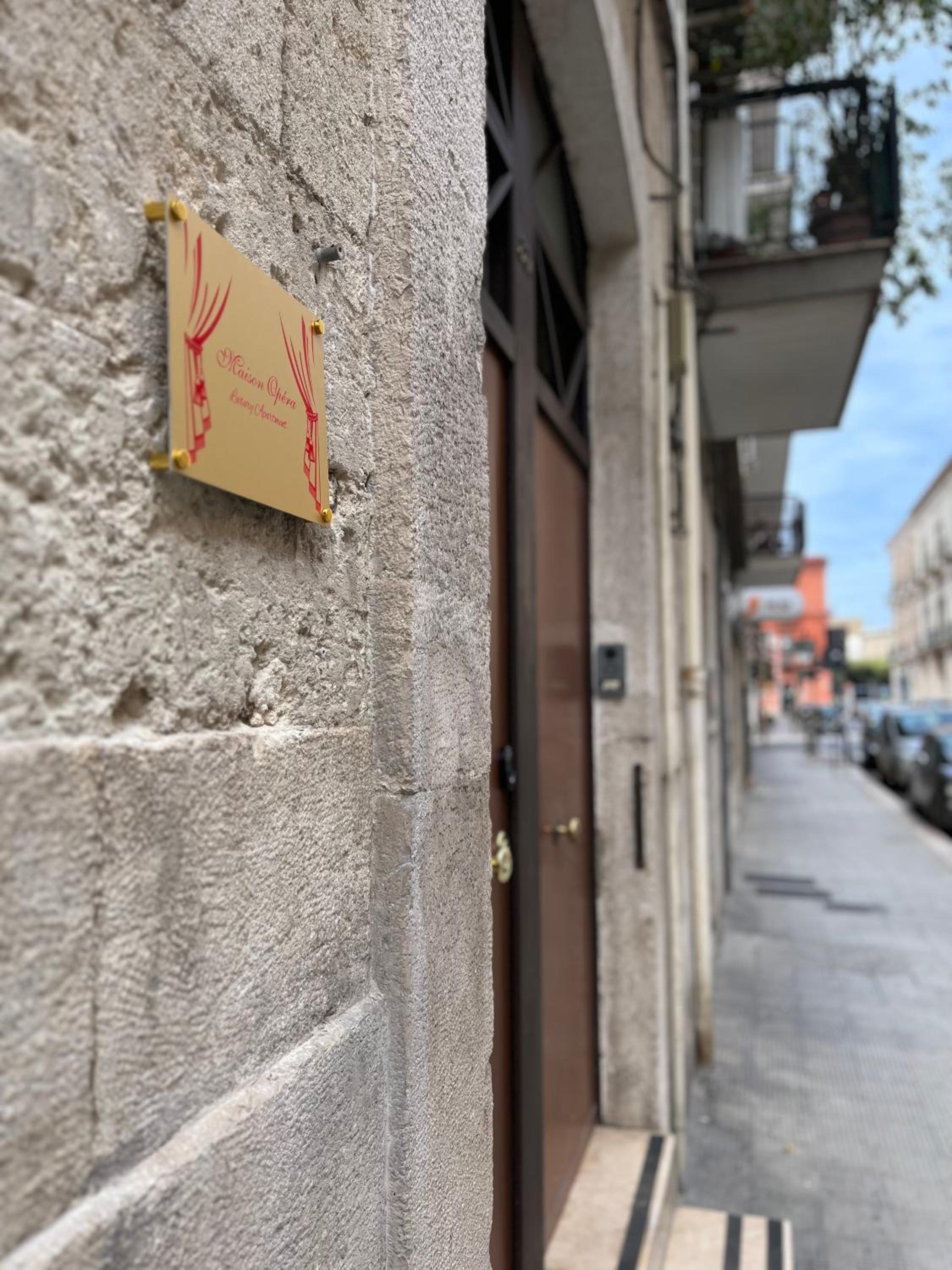 Maison Opéra en Bari — other