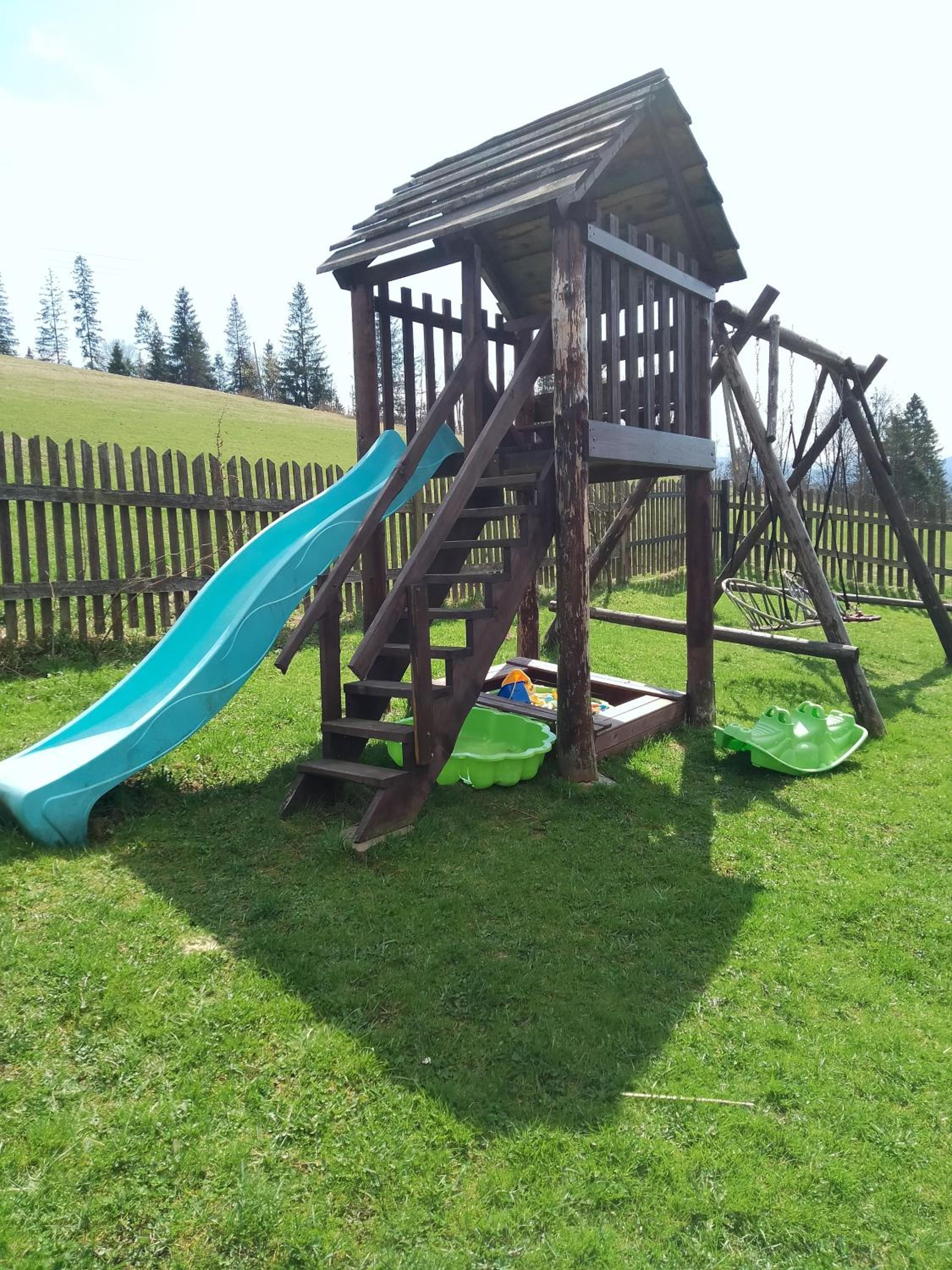 Photo 10