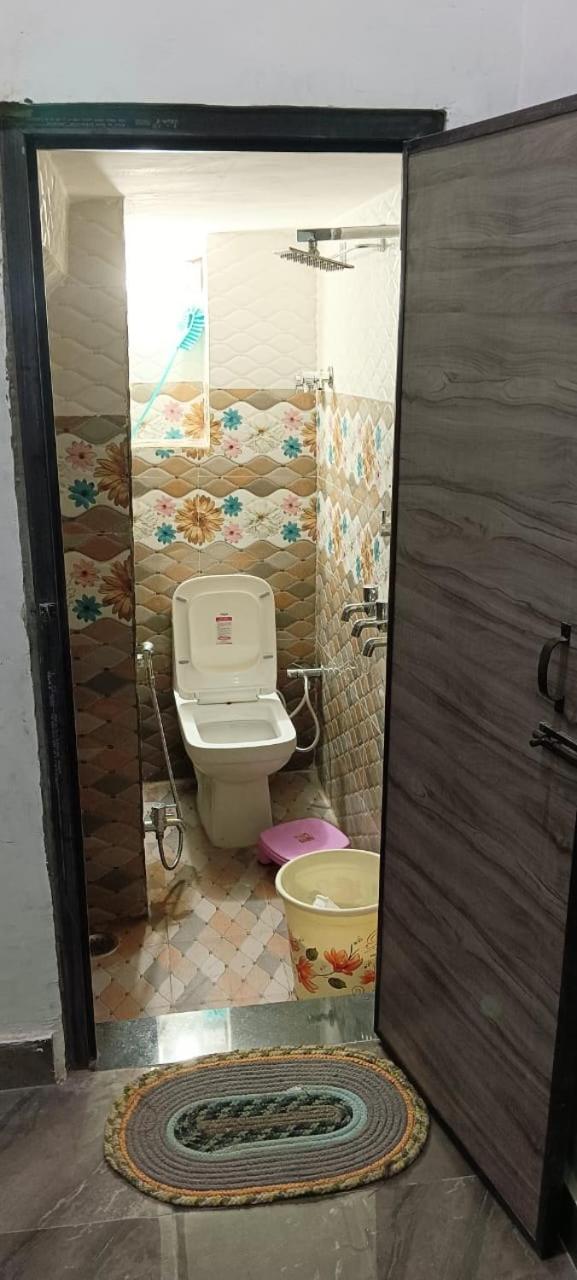 Lakshman Guest House