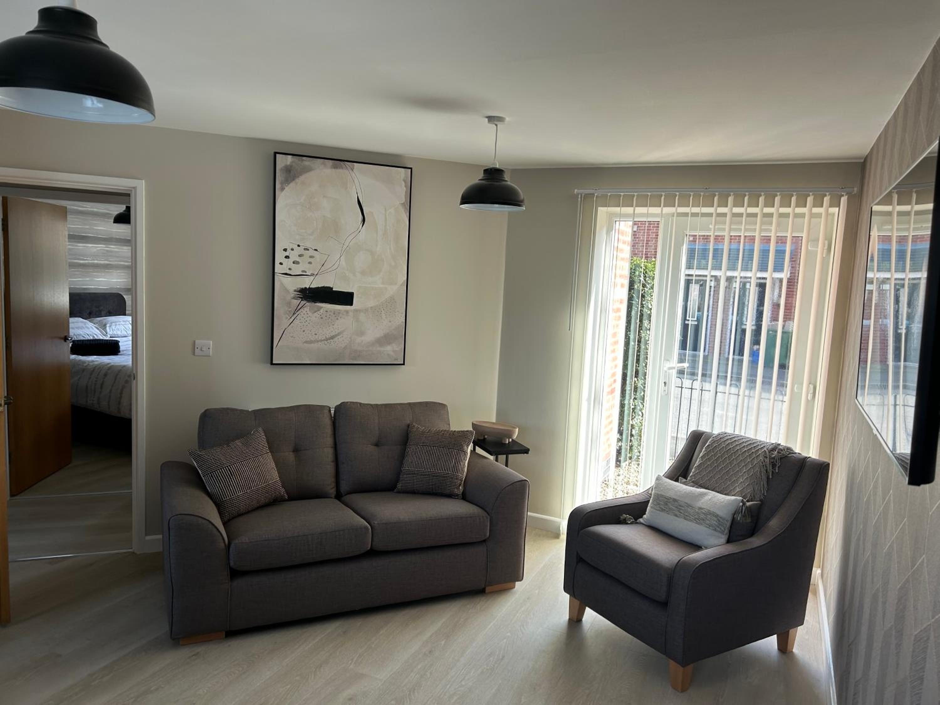 Chapel Court Apartments - Image 3
